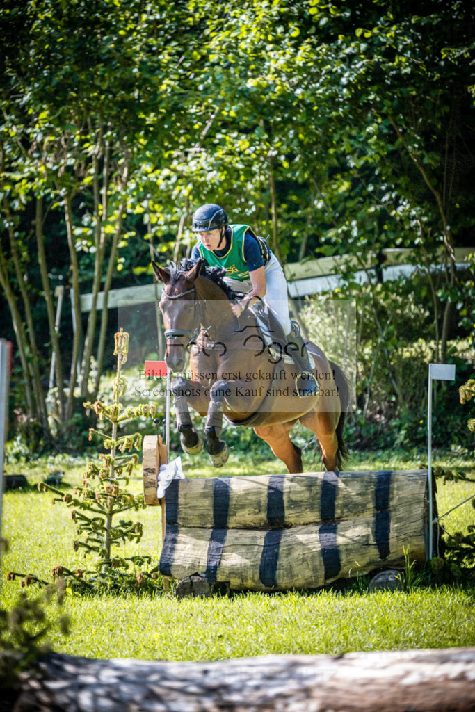 Vielseitigkeitsturnier Melle Oldendorf | Entdecke hochwertige Reitturnierfotos von Foto Oger. Professionell, emotional und authentisch – jetzt Lieblingsmomente im Shop bestellen.Deutschlandweite Turnierfotografie. - Realisiert mit Pictrs.com