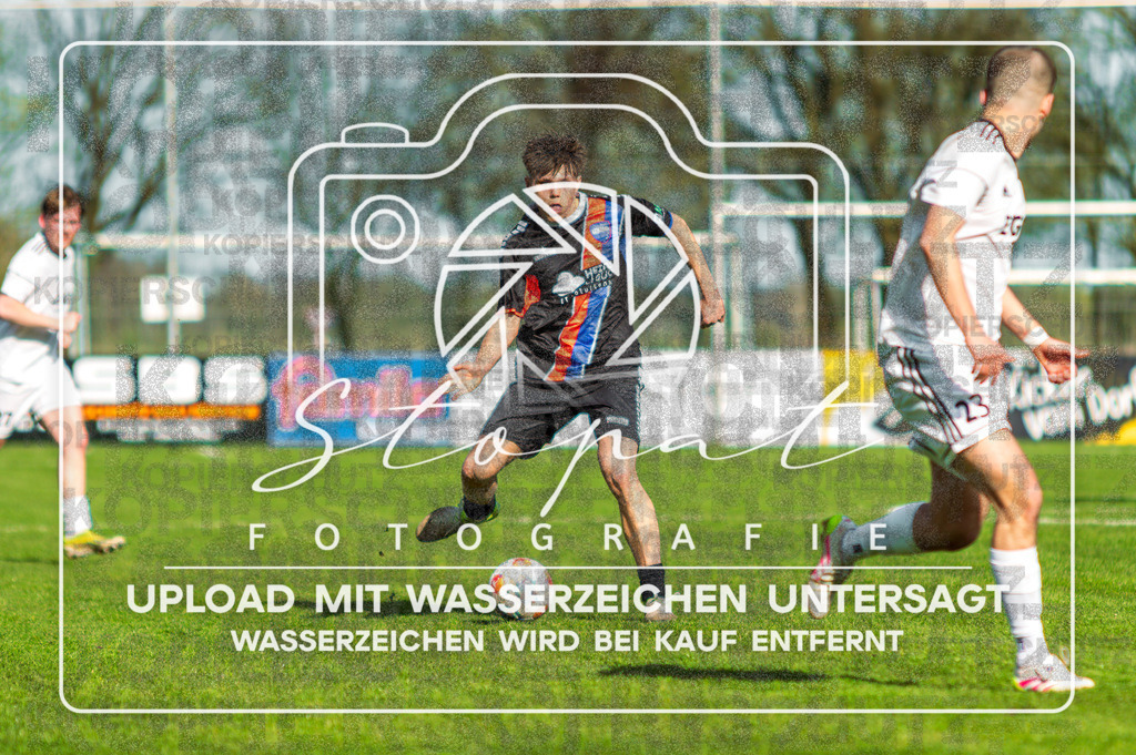 FGFS-LEN-1000 | Janne Maris Wibbertmann (Eintracht Leinetal #11) beim Herren Kreisliga HK Spiel zwischen FG Fulde-Stellichte und Eintracht Leinetal im Fulder Zentralstadion, Fulde (Simon Paul Stopat) - Realisiert mit Pictrs.com