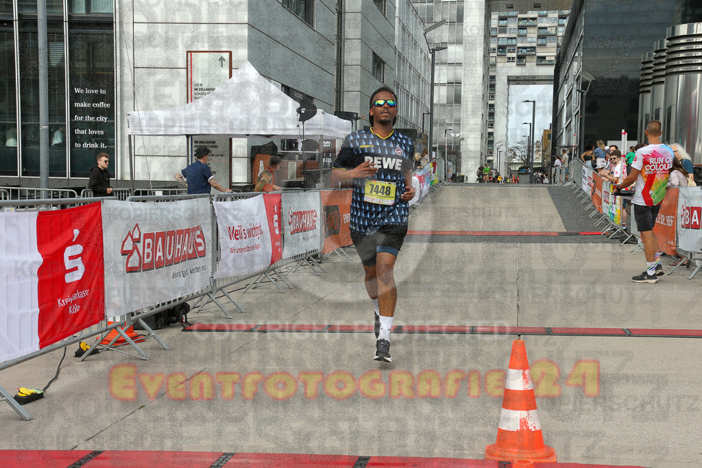 250920_1322_EX1_4228 | Sportfotografie im Rhein-Sieg Kreis, Köln, Bonn, NRW, Rheinland Pfalz, Hessen, etc. Unser Tätigkeitsfeld umfasst den Laufsport vom Volkslauf über den Marathon, Duathlon, Triathon bis zum Ultralauf wie Kölnpfad Ultra oder Schindertrail.