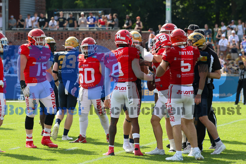 GFL: Potsdam Royals vs. Dresden Monarchs{date} -  | {headline}(Foto: Thomas Sobotzki / BOND) - Realisiert mit Pictrs.com