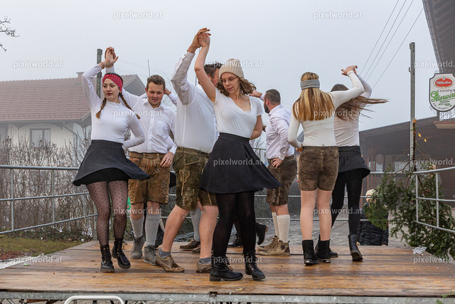 Advent im Dorf in Glanhofen - 16122023 | Bildershop von pixelworld.at - Realisiert mit Pictrs.com