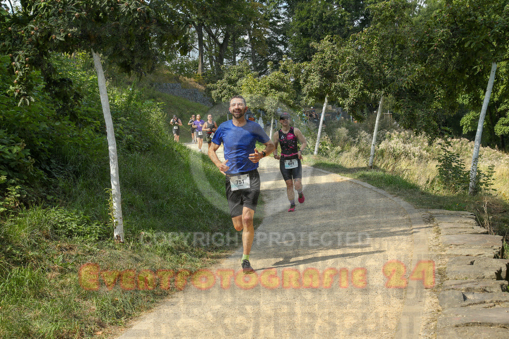 250824_1444_EX1_7350 | Sportfotografie im Rhein-Sieg Kreis, Köln, Bonn, NRW, Rheinland Pfalz, Hessen, etc. Unser Tätigkeitsfeld umfasst den Laufsport vom Volkslauf über den Marathon, Duathlon, Triathon bis zum Ultralauf wie Kölnpfad Ultra oder Schindertrail.