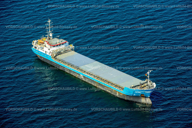 Luebeck15070604Travemuende | Frachtschiff Elise liegt auf Reede in der Lübecker Bucht, Ostsee , Lübecker Bucht, Hansestadt, , Deutschland