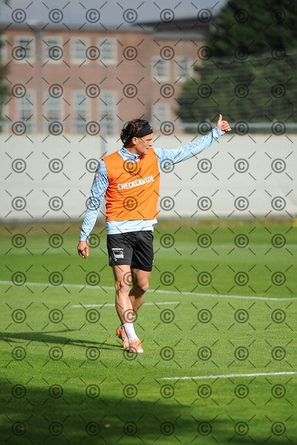 DSC_7745b | Hertha BSC, 2. Bundesliga, Herren, Saison 2025/26, Training, im Bild Fabian Reese,  Fotograf:  Ralf Gebhardt - Realisiert mit Pictrs.com