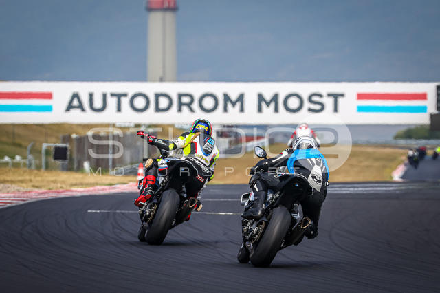 0990-260804MM-009_990 | Deine Full-Service-Agentur für ✔️Videoproduktionen und ✔️Motorsportfotografie Jetzt Angebot anfragen!