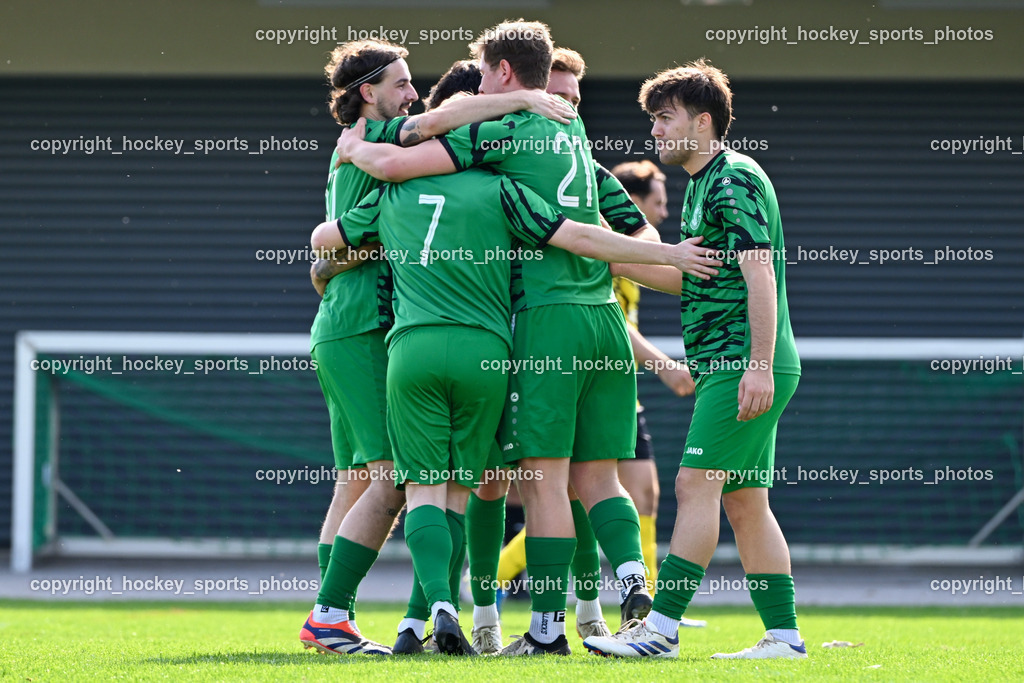 SC Landskron vs. FC Faakersee | Jubel SC Landskron Mannschaft, #7 Markus Ulbing SC Landskron, #21 Fabio Gödel SC Landskron, #19 Daniel Martinovic SC Landskron, SC Landskron vs. FC Faakersee, SC Landskron vs. FC Faakersee am 27.04.2025 in Villach (Sportanlage Landskron), Austria, (Photo by Bernd Stefan)