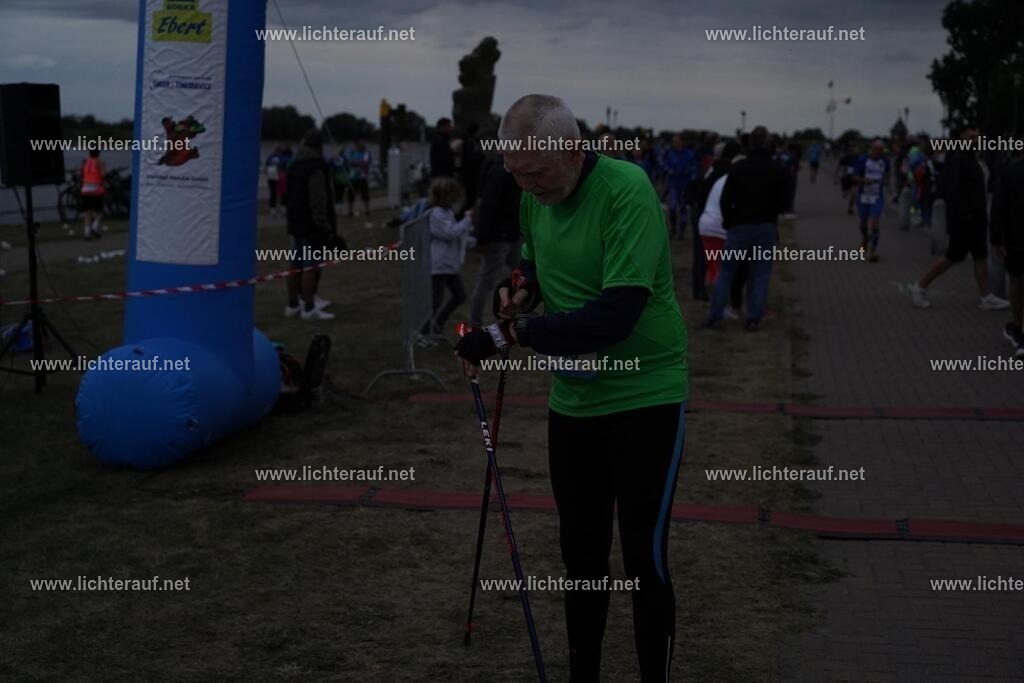 DSC05397 | Lichterlauf  - Realisiert mit Pictrs.com