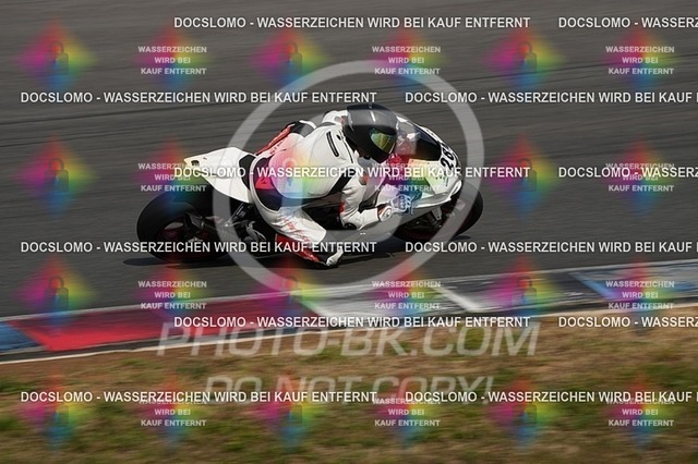 2025_09_12_PBK_15315 | Sportfotografie; SlowMotion; Video; Rennstrecke; Hafeneger; RSE; Speer; Trackday; Motorsportarena; Hockenheimring; Brno; Most; Barcelona; Valencia, Benny; Kaetzmer;