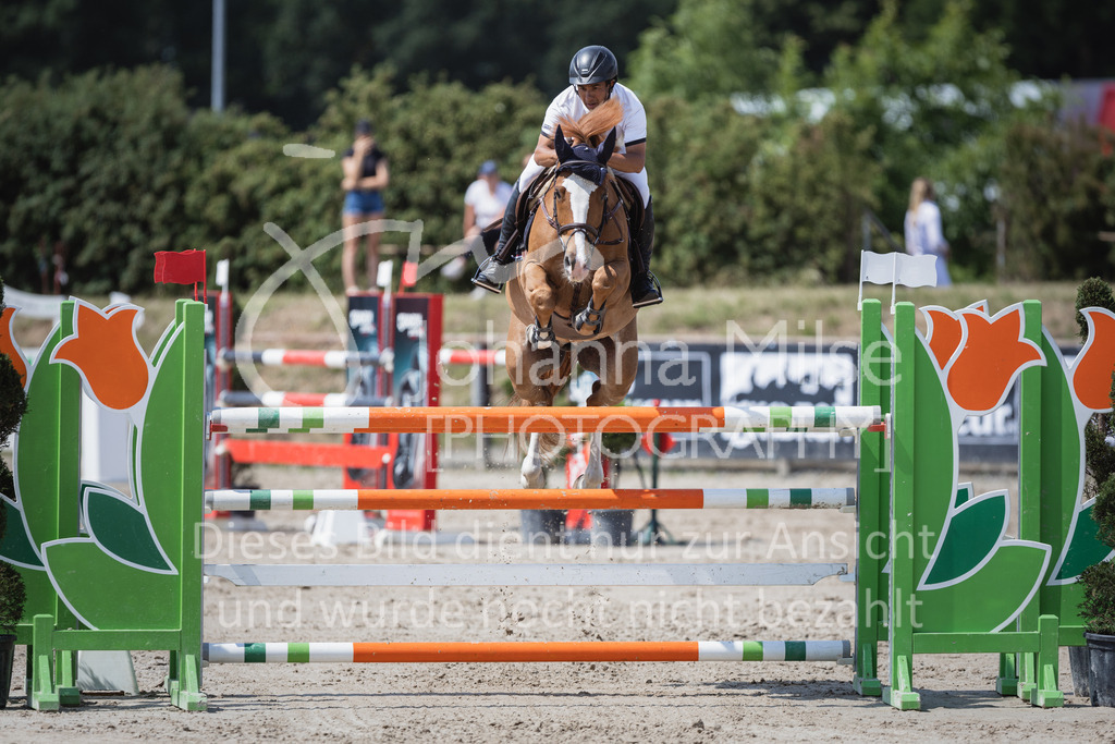 230624_PfSpTa_M2-Spr-943 | Deine schönsten Turniermomente als professionelle Fotos! Entdecke hochwertige Pferdesport-Fotografie im Online-Shop. Jetzt Fotos finden & bestellen!