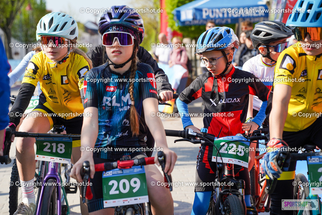 192_DSC00857 | Neusiedlersee Radmarathon 2026@sportshot_your_pictrs #yourpictures#roadtowm2029 #nrm #neusiedlerseeradmarathon #neusiedlersee #neusiedlerseetourismus #burgenland #mörbisch #nrm26 #burgenlandtourismus #voglundco #poweredbyburgenlandtourismus #radsport #rad #marathon #ucigranfondo #visitburgenland #ucigranfondoworldseries