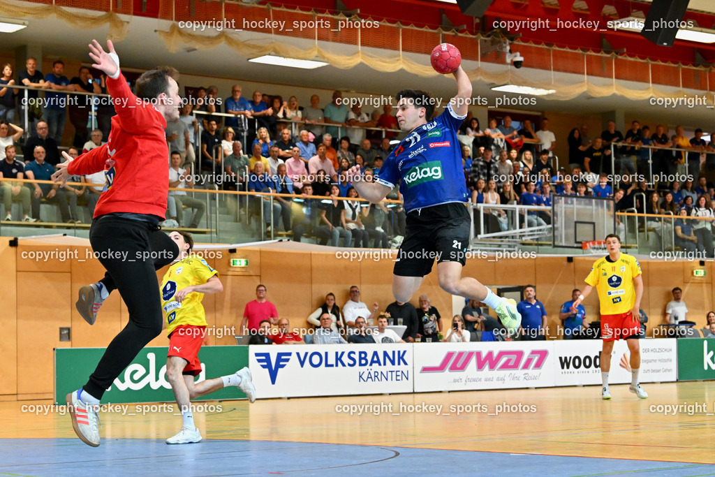 SC Ferlach vs. UHK Krems | #22 DOMEVSCEK Lukas Paolo UHK KREMS, #21 GARTNER Tine SC Ferlach, SC Ferlach vs. UHK Krems, SC Ferlach vs. UHK Krems am 02.05.2026 in Ferlach (Ballspielhalle Ferlach), Austria, (Photo by Bernd Stefan)
