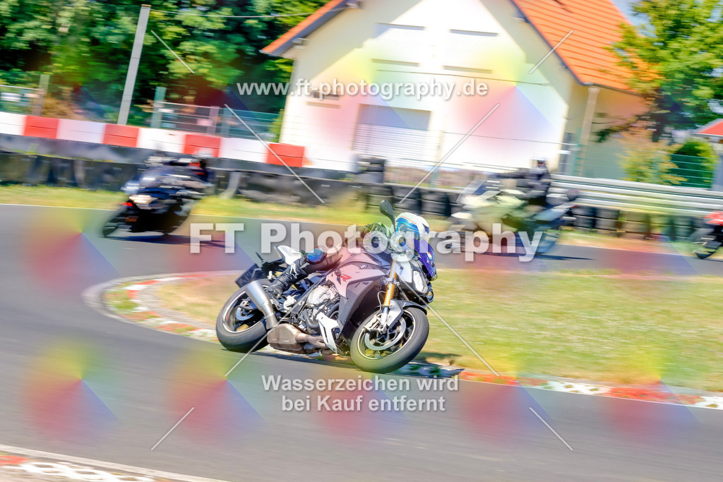 _MOT9509 | Hier findet Ihr Bilder von Touristenfahrten auf der Nürburgring Nordschleife oder von anderen Veranstaltungen die ich besucht habe. Viel Spass beim Durch Schauen 