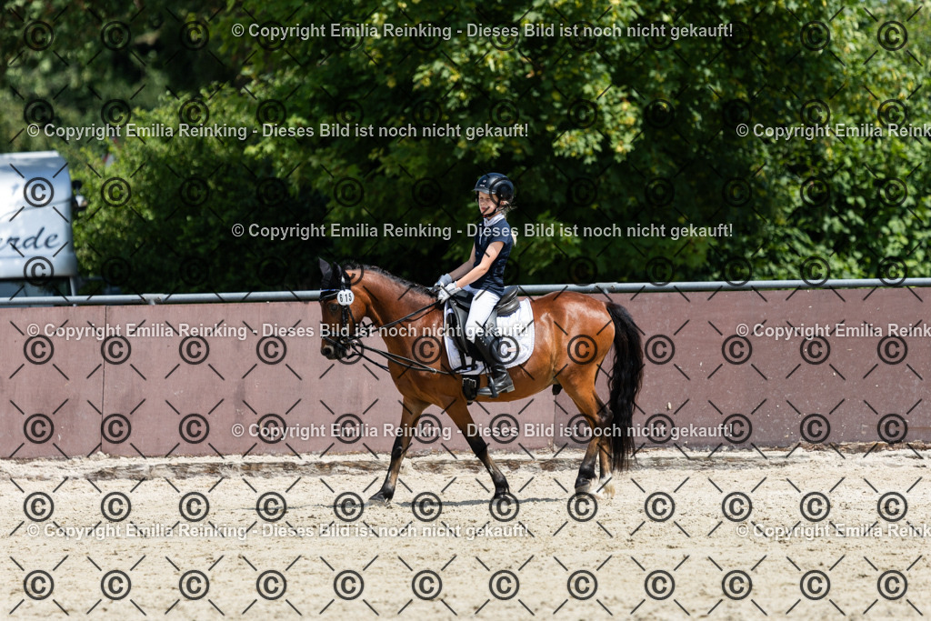 CL5A3635 | Emilia Reinking Fotografie - Realisiert mit Pictrs.com