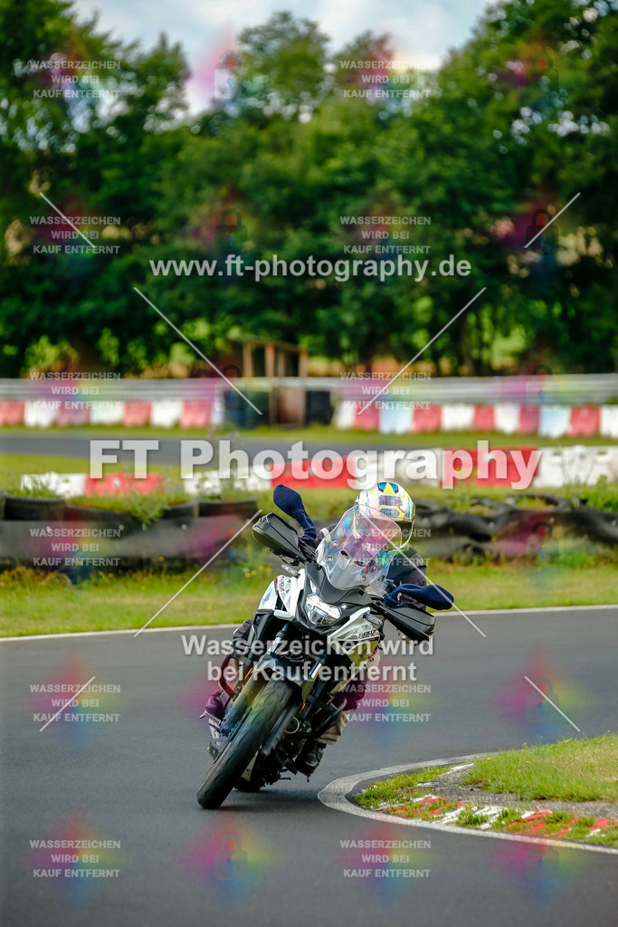 VBK-5014 | Hier findet Ihr Bilder von Touristenfahrten auf der Nürburgring Nordschleife oder von anderen Veranstaltungen die ich besucht habe. Viel Spass beim Durch Schauen 