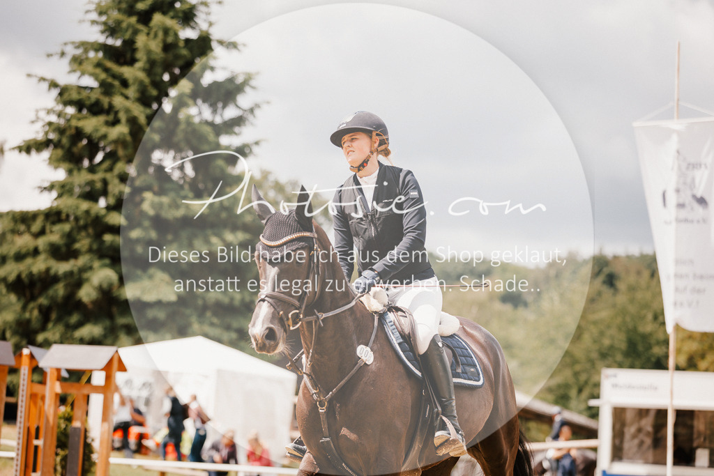 3I6A2343 | Stimmungsvolle Portraits und Reitsportfotografie im Ruhrgebiet und im Münsterland.

Pferdefotografie, Hundefotografie, Tierfotografie, Reportagen, Portraits von Tier und Mensch, Turnierfotografie in Bochum, Recklinghausen, Marl, Haltern am See, Dülmen.. - Realisiert mit Pictrs.com