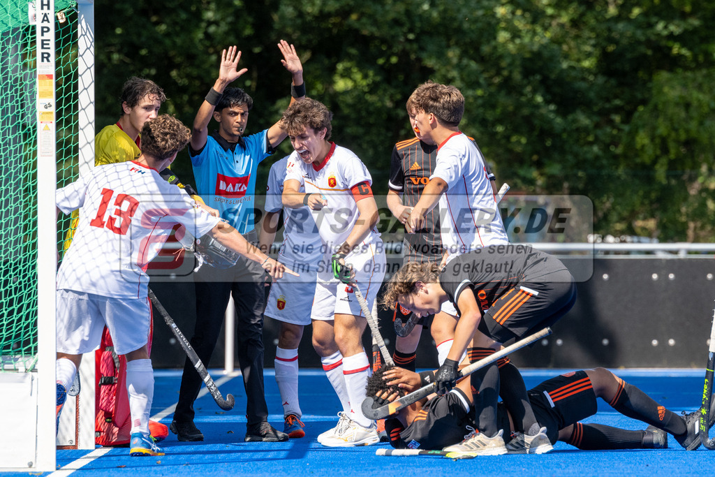 SFE_20230716_0193 | EuroHockey EM U18 Boys 3th 4th Netherlands vs Spain am 16.07.2023 in Krefeld (Gerd-Wellen-Hockeyanlage), Photo: Stephan Fehrmann 2023 (Sports-Gallery)