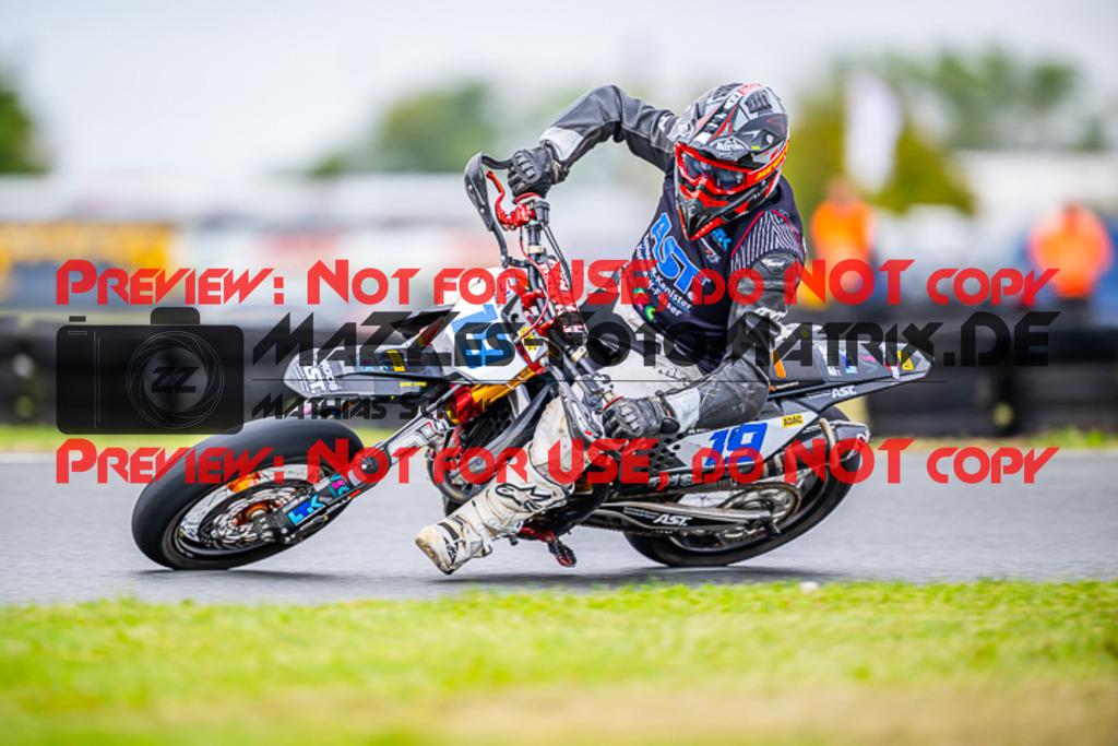 MaZZes_FotoMatrix_231001_2376 | S3