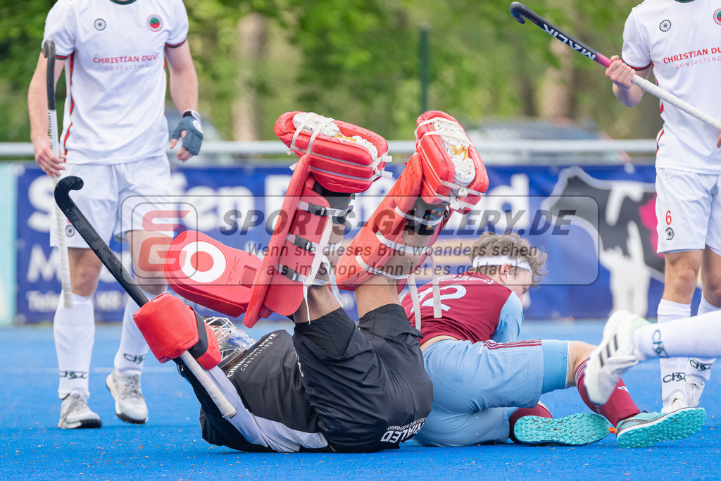 HK_20240414_100479 | 1. Bundesliga Hockey Herren Crefelder HTC - UHC Hamburg am 14.4.2024 CHTC, Krefeld , Joshua Onyekwue Nnaji Torwart ( Crefelder HTC #29 ) , Schmidt-Didlaukies Tom ( UHC Hamburg #12 )