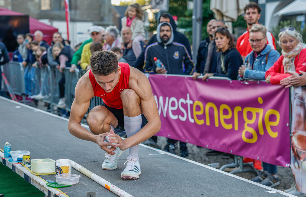 top-top.de 240913-162 | Foto, Video, Fotografie, Videografie, Fotobox, DJ, Discjockey, Musik, Musikbox, Veranstaltung, Photobooth, Amazon, Ebay, Buchtipp, Bestseller, Autor, Verlag, Buch, Wesel, Hamminkeln, NRW, Dinslaken, Rees, Drohne, Hochzeit, Party, Fotobox, Wesel, Fotograf