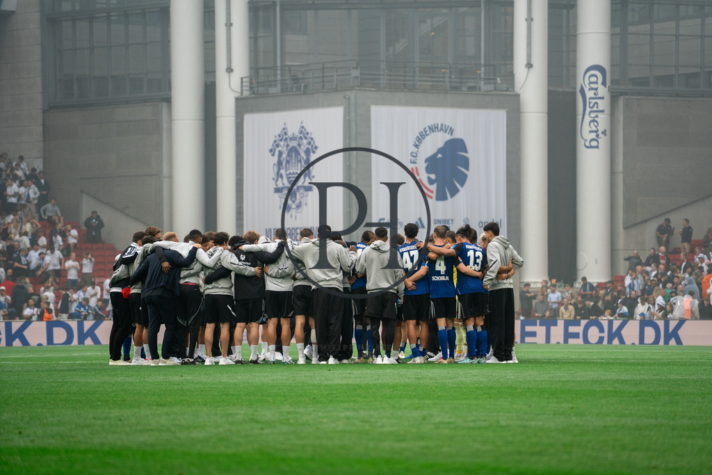 FC Kopenhagen - Hamburger Sport Verein 12.07.2025 | Gänsehaut-Atmosphäre im Parken  - Realisiert mit Pictrs.com