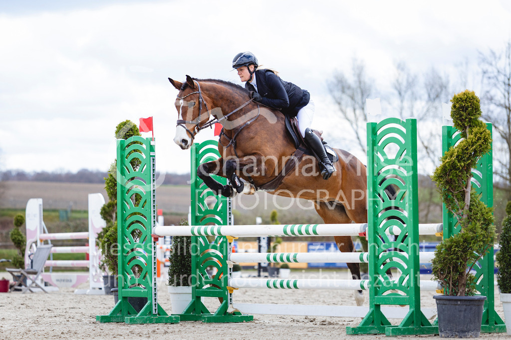 260404_Fruehlingsfest_Stil-A-435 | Deine schönsten Turniermomente als professionelle Fotos! Entdecke hochwertige Pferdesport-Fotografie im Online-Shop. Jetzt Fotos finden & bestellen!