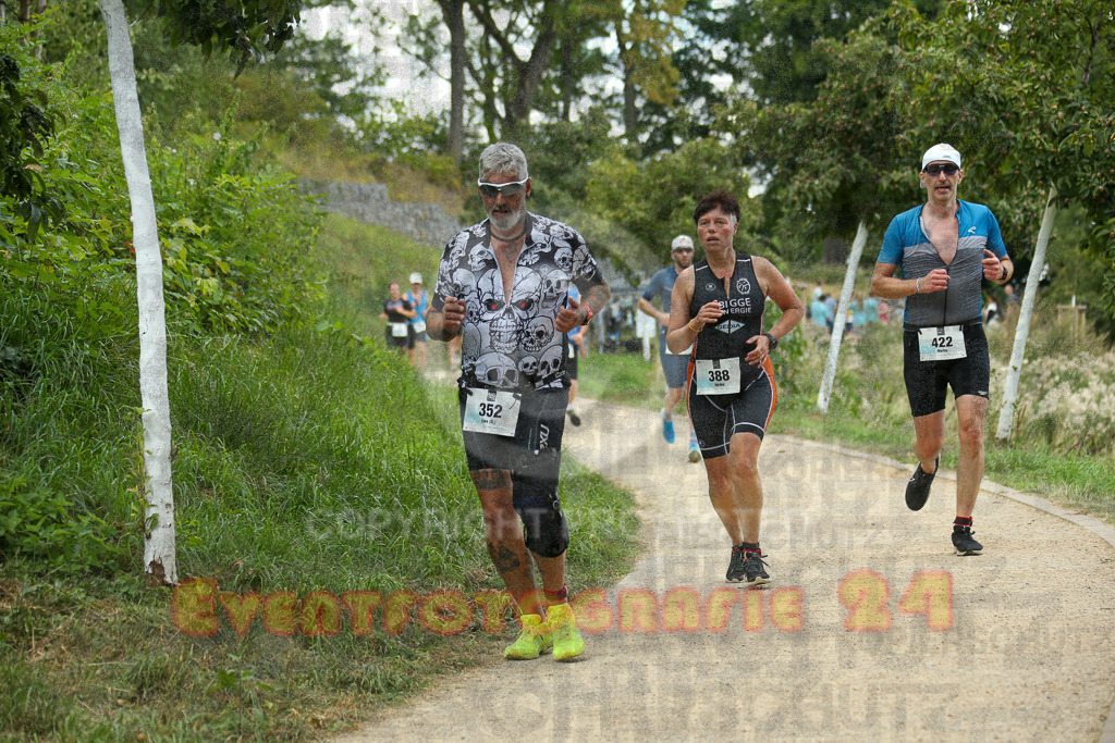 250824_1352_EX1_4082 | Sportfotografie im Rhein-Sieg Kreis, Köln, Bonn, NRW, Rheinland Pfalz, Hessen, etc. Unser Tätigkeitsfeld umfasst den Laufsport vom Volkslauf über den Marathon, Duathlon, Triathon bis zum Ultralauf wie Kölnpfad Ultra oder Schindertrail.
