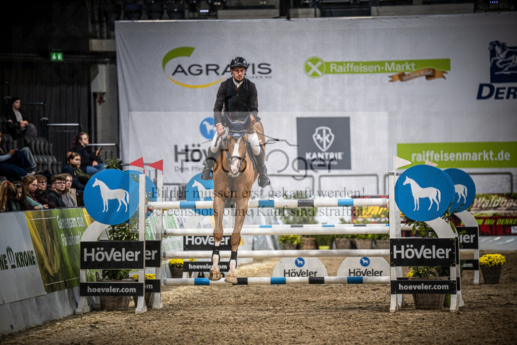 DOS_2403 | Entdecke hochwertige Reitturnierfotos von Foto Oger. Professionell, emotional und authentisch – jetzt Lieblingsmomente im Shop bestellen.Deutschlandweite Turnierfotografie. - Realisiert mit Pictrs.com