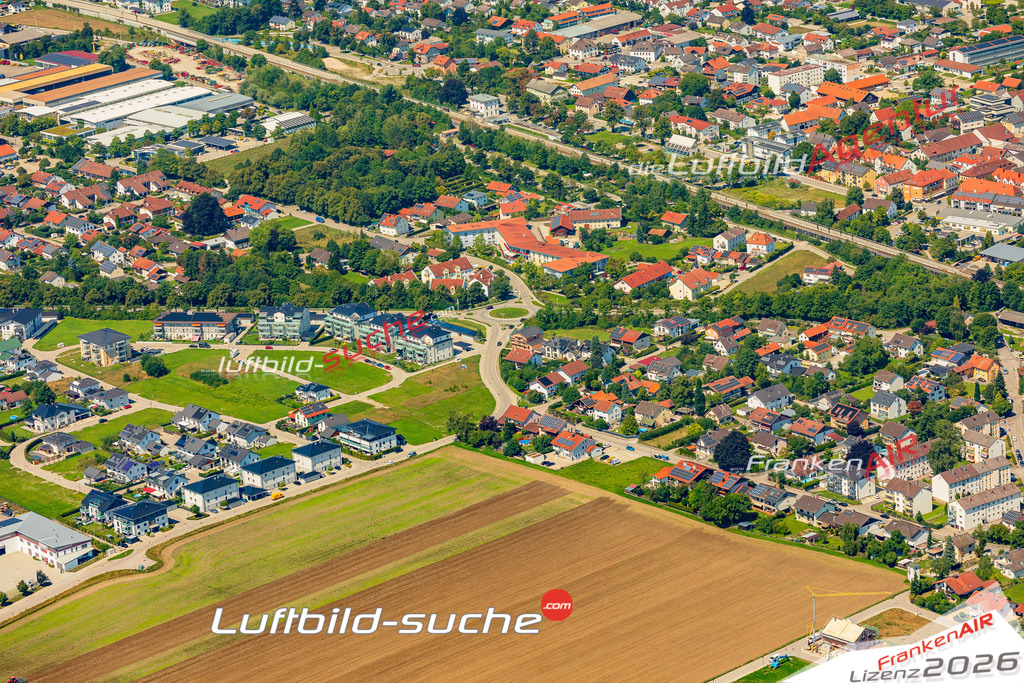 Luftaufnahme der Stadt Ampfing - Die Luftaufnahme wurde 2025 vom UL-Flugzeug heraus erstellt ( keine Drohne ) - Hochauflösende Luftaufnahme - für professionelle Ausdrucke geeignet. Die Geschenkidee !Mit Lizenz und Bildrechte bestellbar