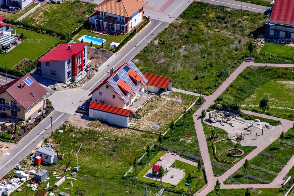 Luftbild: Am Höhenweg in Kandel im Bundesland Rheinland-Pfalz in Deutschland. Foto: IMG_18561.jpg vom 30.05.2009 durch Werner Riehm/FLY-FOTO.de