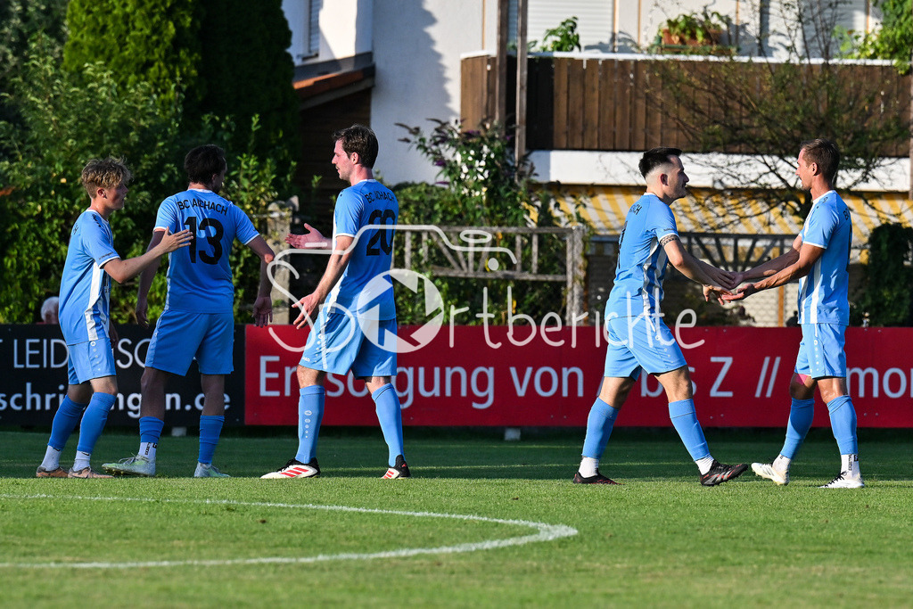 BC Aichach - VfR Neuburg | Jubel nach 1-0 Aichach 9