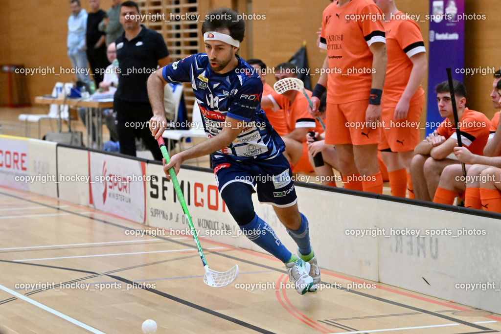 VSV Unihockey vs. SZPK Floorball | #14 Michael Klemm VSV Unihockey, VSV Unihockey vs. SZPK Floorball, VSV Unihockey vs. SZPK Floorball am 23.11.2024 in Villach (Ballspielhalle St. Martin), Austria, (Photo by Bernd Stefan)