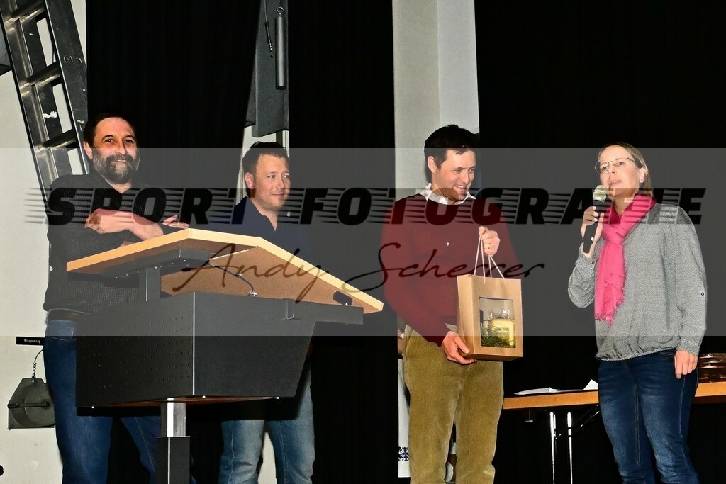 DSC_9848 | Kaufen Sie Sportbilder im Onlineshop von Andy Scherrer Sportfotografie. Faszinierende Bilder von Sportevents aus der ganzen Schweiz. Fussball, Frauenfussball, Unihockey, Handball, Schwingen und weiteren Sportarten. - Realisiert mit Pictrs.com