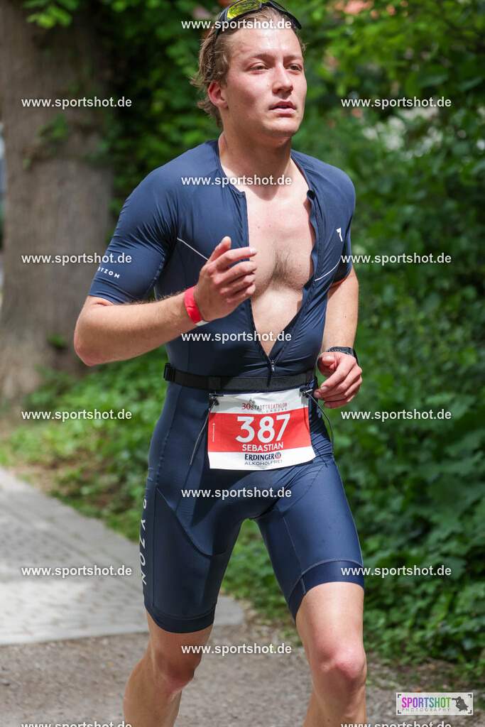 KSZ_9402 | Stadttriathlon Erding 2025. #yourpictrs #sportshot_your_pictrs @Sportshotphotography #stadttriathlonerding Copyright: www.sportshot.de