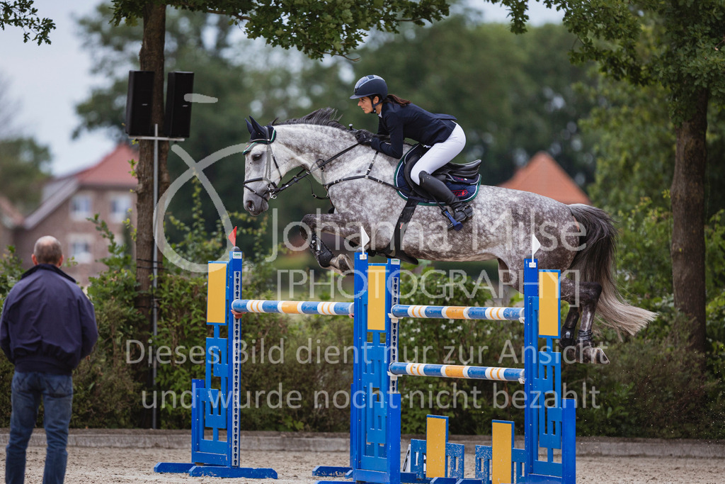 240614_Lemwerder_S1-Springen-570 | Deine schönsten Turniermomente als professionelle Fotos! Entdecke hochwertige Pferdesport-Fotografie im Online-Shop. Jetzt Fotos finden & bestellen!