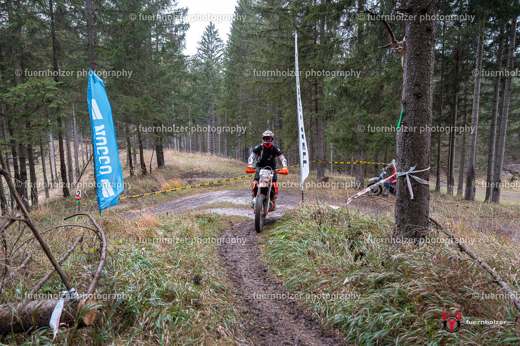fuernholzer_251026-C1-484 | Fotografische Impressionen von der Red Stag Enduro Extreme by fuernholzer-photography.com. Endurosport in Österreich fotografisch festgehalten von fuernholzer. Auftragsfotografie für Private, Gewerbefotos und Industriefotografie. Eventfotografie, Sportfotografie und Motorsportfotografie. Anbieter von Fotoworkshops, Fototraining, fotografischen Vorträgen und Fotoseminaren.