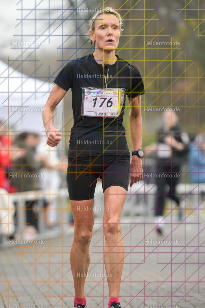 Neusser Erftlauf 2025  | 15km Neusser Erftlauf 2025 Foto: Heldenfoto.de