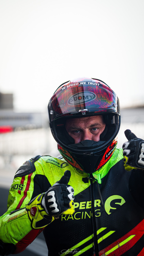 Ducati Trackday Hockenheimring 2026 | Entdecken Sie die faszinierende Welt von Alexander Tschuncky Arts: Kreative Fotografie, atemberaubende Automobilkunst und hochwertiger Bilderdruck. Lassen Sie sich inspirieren! - Realisiert mit Pictrs.com