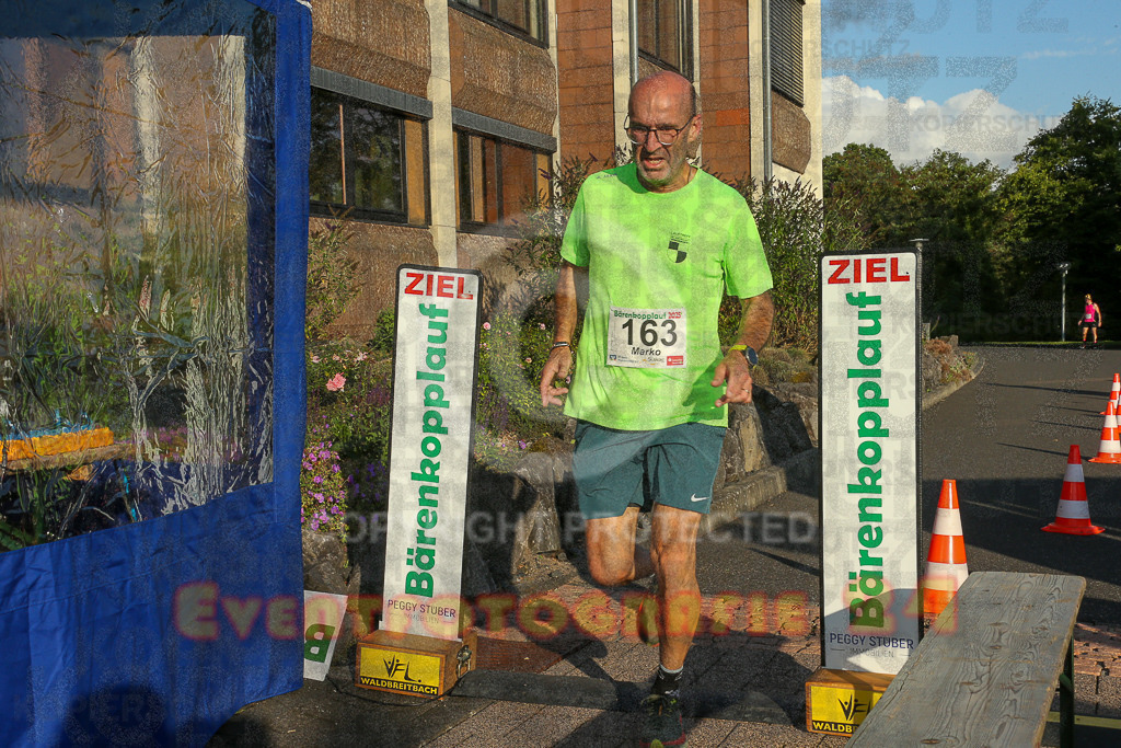 250801_1926_EX1_7945 | Sportfotografie im Rhein-Sieg Kreis, Köln, Bonn, NRW, Rheinland Pfalz, Hessen, etc. Unser Tätigkeitsfeld umfasst den Laufsport vom Volkslauf über den Marathon, Duathlon, Triathon bis zum Ultralauf wie Kölnpfad Ultra oder Schindertrail.