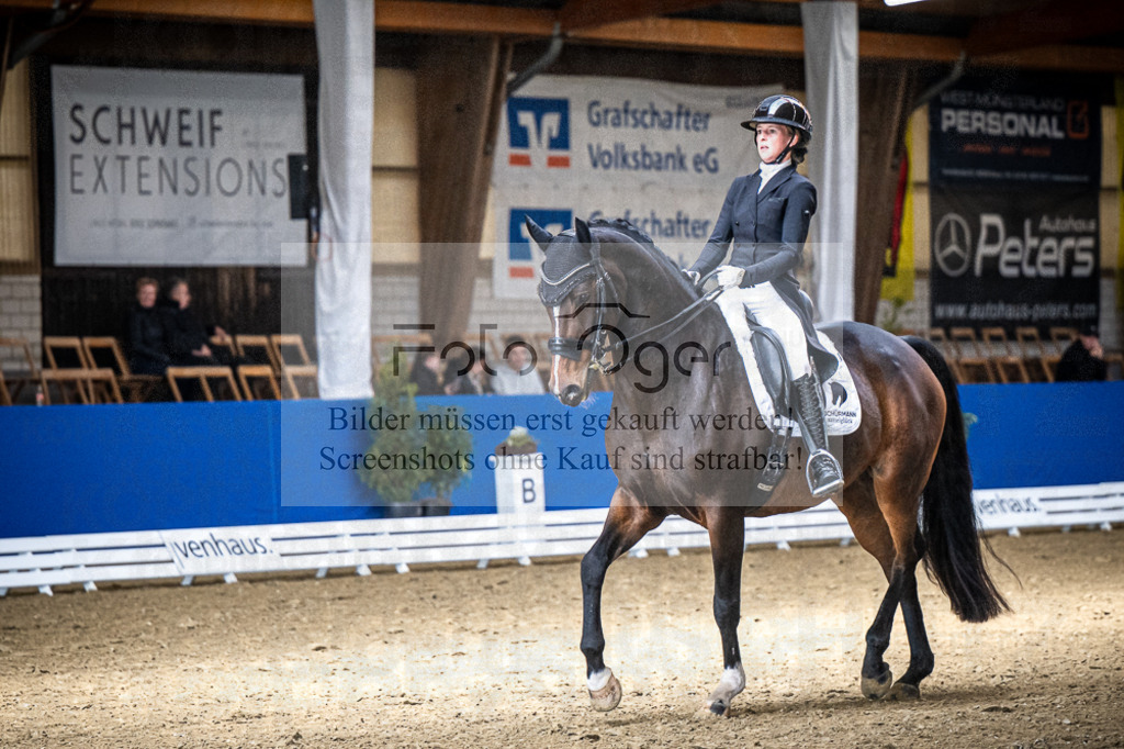 DOS_1539 | Entdecke hochwertige Reitturnierfotos von Foto Oger. Professionell, emotional und authentisch – jetzt Lieblingsmomente im Shop bestellen.Deutschlandweite Turnierfotografie. - Realisiert mit Pictrs.com