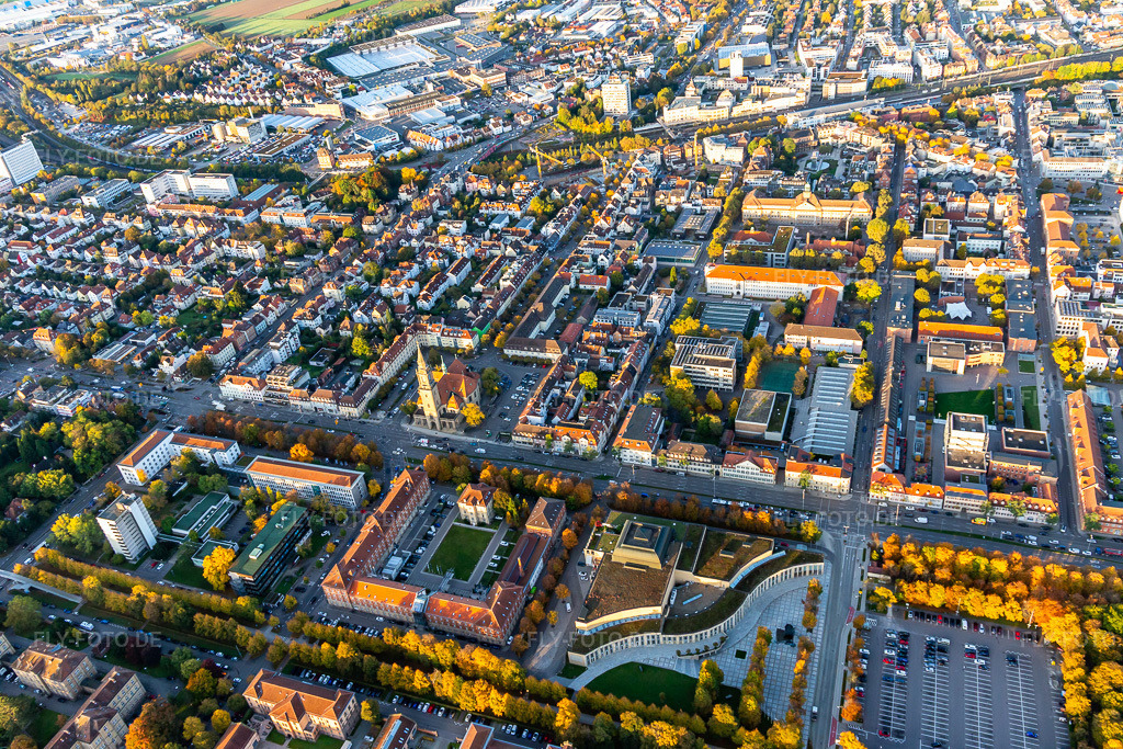 Luftbild: Veranstaltungshalle Forum am Schlosspark in Ludwigsburg im Bundesland Baden-Württemberg in Deutschland. Foto: IMG_119076.jpg vom 14.10.2019 durch Werner Riehm/FLY-FOTO.de