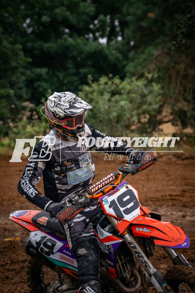 DSC07908 | fourtyeightmedia - Realisiert mit Pictrs.com