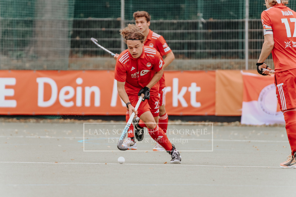 Herren_Bundesliga_02_F_RWK-UHC_21.09.25_Köln (274 von 471) | lanaschraderfotografie - Realisiert mit Pictrs.com