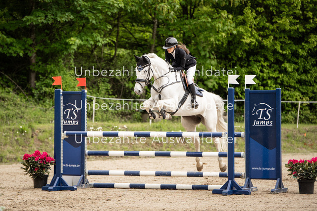 Bad_Meinberg_07017 | saradresslerfotografie - Realisiert mit Pictrs.com