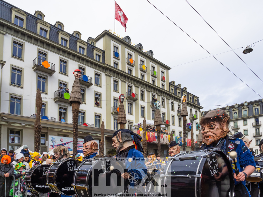 Fritschi-Umzug Luzern 2026 | Foto-Standort: Schweizerhof Luzern - Realisiert mit Pictrs.com