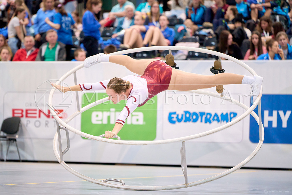 A-DSC02792 | Professionelle Sportfotografie in Hamburg, Schleswig-Holstein und Niedersachsen – spezialisiert auf Rhönrad, Geräteturnen, Leistungsturnen und rhythmische Sportgymnastik. Bundesweite Begleitung von Rhönrad-Events. Jetzt Sport-Fotos - Realisiert mit Pictrs.com