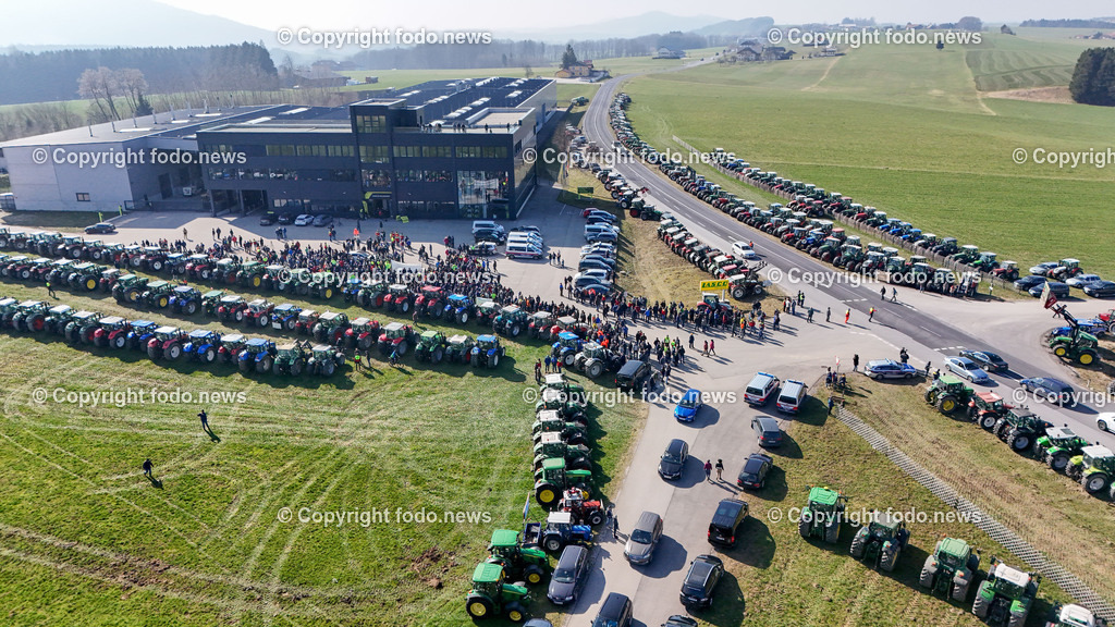 Bauernprotest_ Poendorf_ Lasco_ 08.03.2024-37 | 08.03.2024, Poendorf, AUT, Bauernprotest, im Bild Bauernprotest, Bauern, Landwirte, Traktoren, Fa. Lasco, Demo, Kundgebung

Drohne