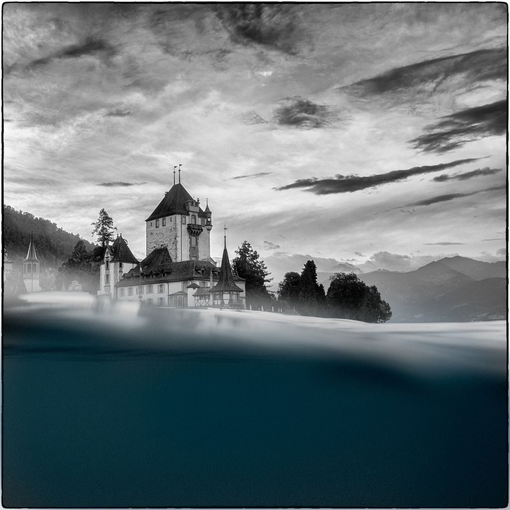 Schloss im See | hess_photography - Realisiert mit Pictrs.com