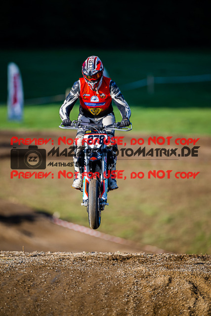 MaZZes_FotoMatrix_220903_8298 | S4