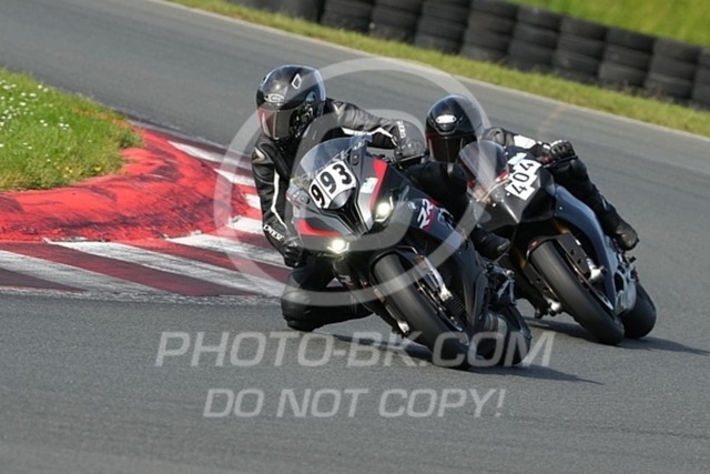 2024_06_21_PBK_12378 | Sportfotografie; SlowMotion; Video; Rennstrecke; Hafeneger; Speer; Racing; RSE; BMW; CBO; Trackday; Motorsportarena; Hockenheimring; Brno; Most; Barcelona; Valencia