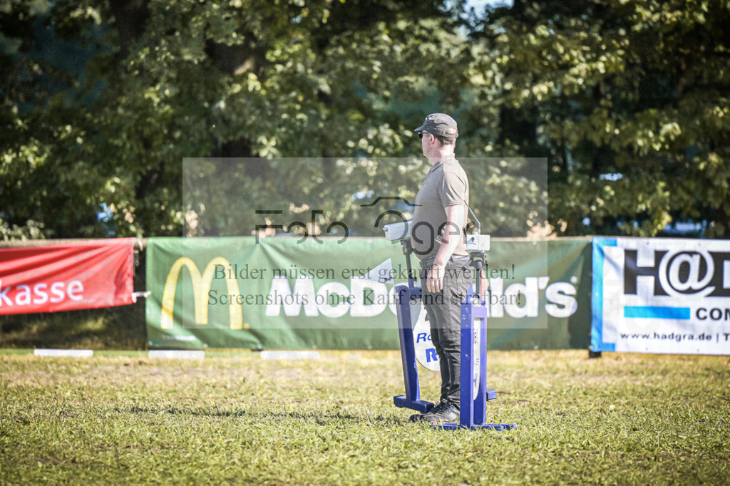 DOS_0002 | Entdecke hochwertige Reitturnierfotos von Foto Oger. Professionell, emotional und authentisch – jetzt Lieblingsmomente im Shop bestellen.Deutschlandweite Turnierfotografie. - Realisiert mit Pictrs.com
